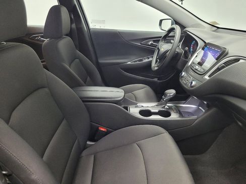 Used 2024 Chevrolet Malibu LT image 21