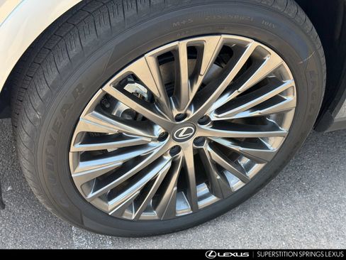 Used 2026 Lexus RX 350 w/ Convenience Package AWD/4WD image 9