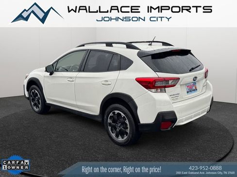 Certified 2023 Subaru Crosstrek 2.0i image 3
