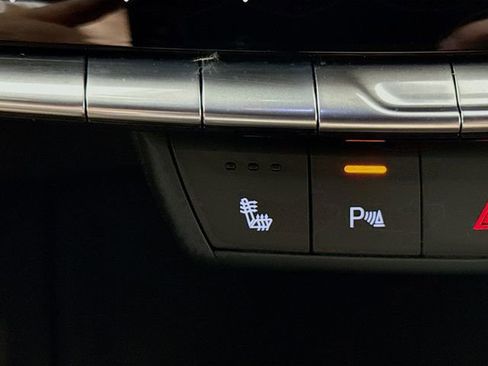 Used 2024 Cadillac XT4 Sport w/ Cold Weather Package image 23