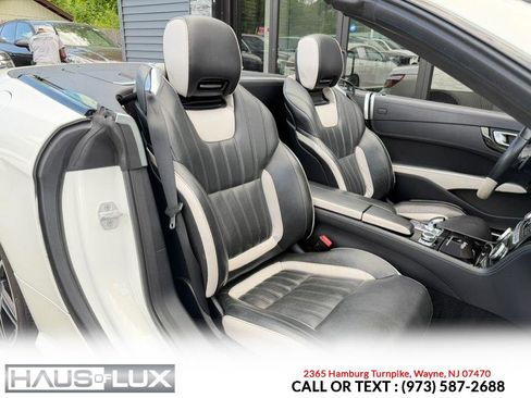 Used 2015 Mercedes-Benz SL 550 w/ White Arrow Edition image 18