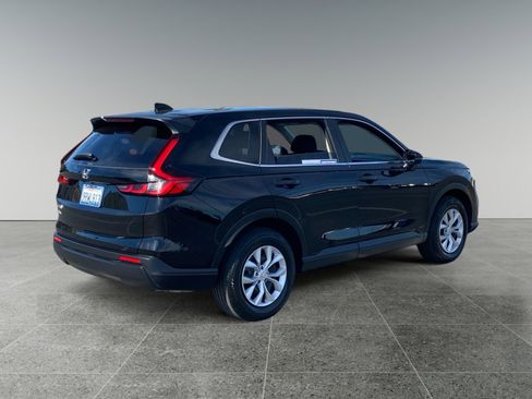 Used 2025 Honda CR-V LX image 5
