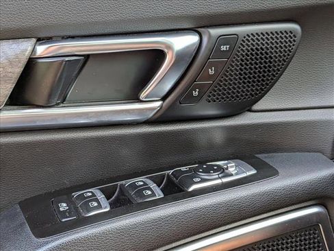 Used 2022 Kia Telluride SX w/ SX Prestige Package AWD/4WD image 3