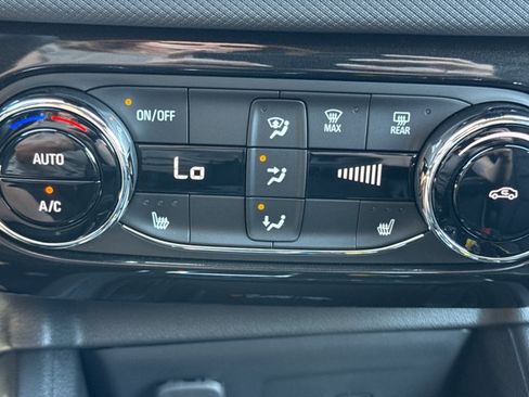 New 2026 Chevrolet TrailBlazer ACTIV w/ Convenience Package FWD image 17