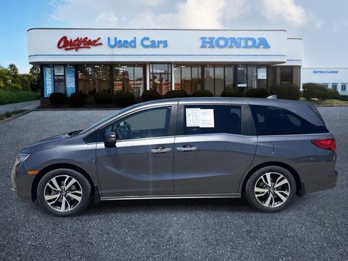 Used 2024 Honda Odyssey Touring image 2