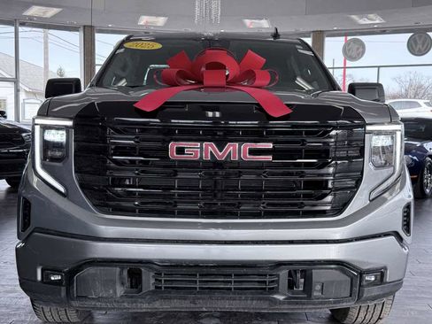 Used 2025 GMC Sierra 1500 Elevation image 4