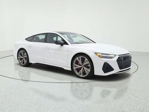 Used 2023 Audi RS 7 Sportback w/ Black Optic Package AWD/4WD image 3