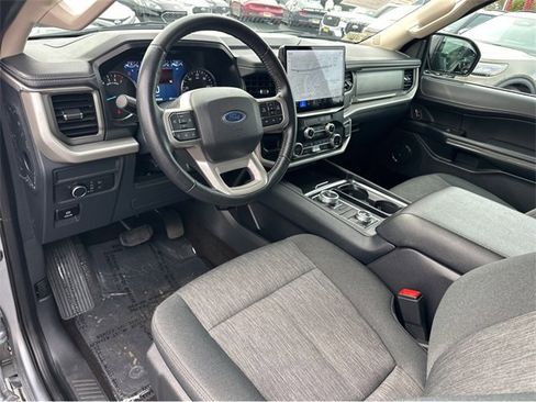 Certified 2022 Ford Expedition XLT image 7