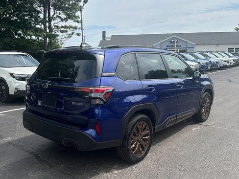 Used 2025 Subaru Forester Sport AWD/4WD image 5
