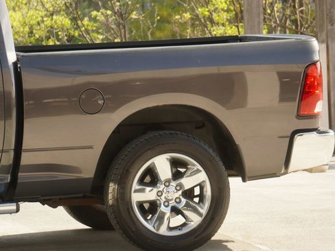 Used 2017 RAM 1500 Big Horn AWD/4WD image 27