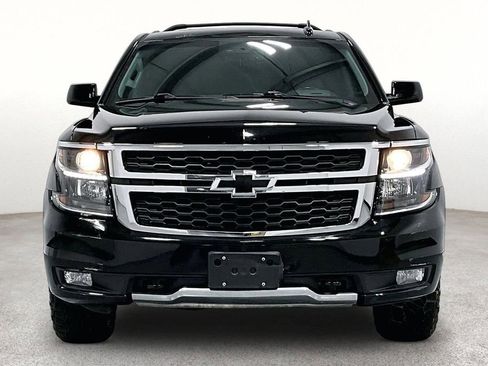 Used 2018 Chevrolet Tahoe LT w/ Luxury Package AWD/4WD image 4