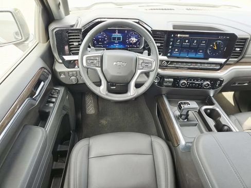 Certified 2026 Chevrolet Silverado 1500 LT Trail Boss w/ Safety Package AWD/4WD image 7