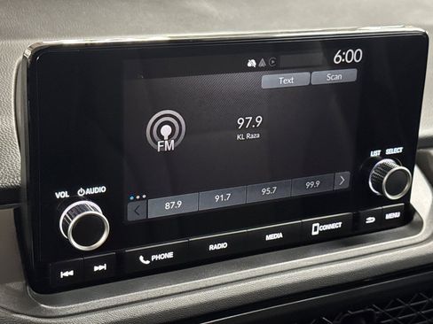 Used 2024 Honda Accord LX image 17