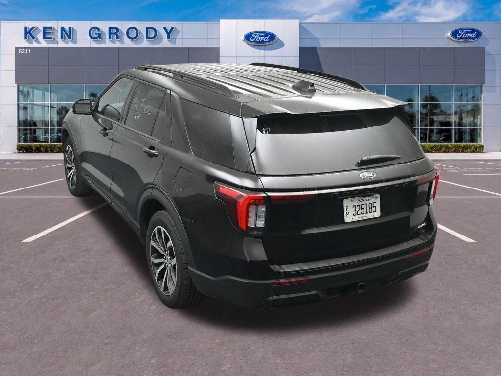 Used 2026 Ford Explorer ST-Line AWD/4WD image 15