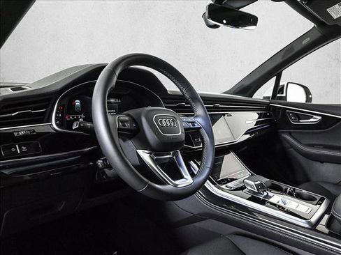 Certified 2025 Audi Q7 3.0T Premium Plus w/ Premium Plus Package AWD/4WD image 10