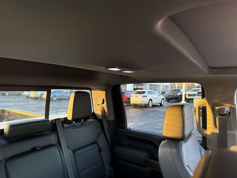 Certified 2023 GMC Sierra 2500 Denali image 14