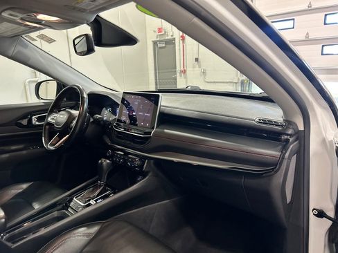 Used 2022 Jeep Compass Trailhawk w/ Trailhawk Convenience Group image 33