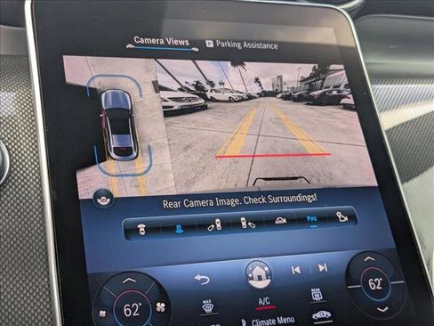 Used 2024 Mercedes-Benz GLC 300 4MATIC image 13