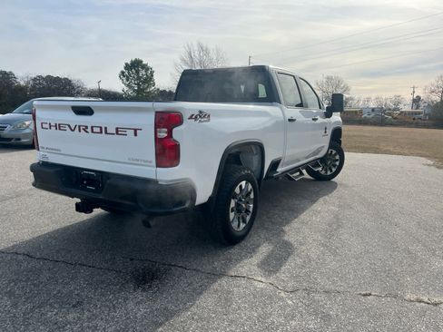 Used 2024 Chevrolet Silverado 2500 Custom image 7