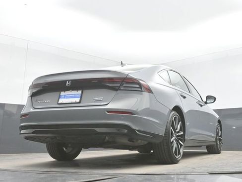 Certified 2025 Honda Accord Touring image 47
