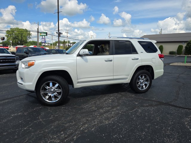 Used 2010 Toyota 4Runner SR5 RWD image 3