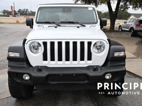 Used 2023 Jeep Wrangler Sport S image 3