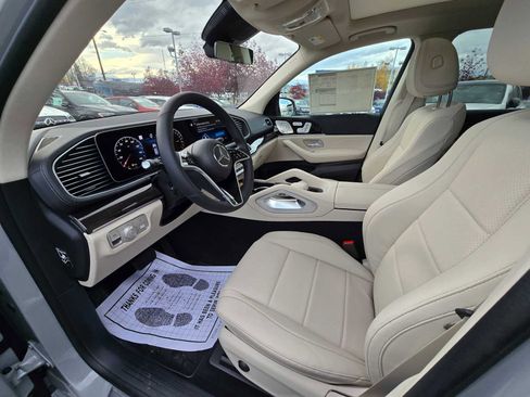 Used 2025 Mercedes-Benz GLE 450e 4MATIC image 23