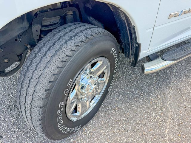 Used 2022 RAM 2500 Tradesman w/ Chrome Appearance Group RWD image 8