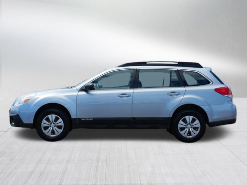 Used 2013 Subaru Outback 2.5i AWD/4WD image 4