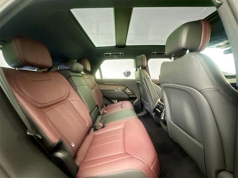 Used 2024 Land Rover Range Rover Sport Dynamic SE image 27