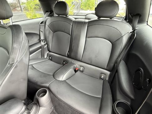 Used 2019 MINI Cooper S w/ Premium Package image 11