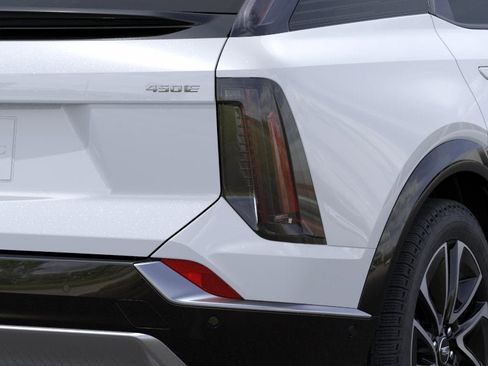 New 2026 Cadillac Optiq Sport 2 RWD image 11