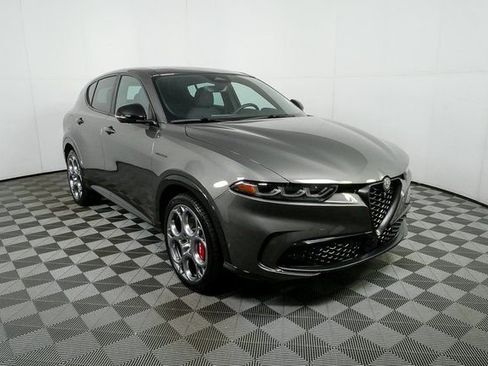 Used 2024 Alfa Romeo Tonale Veloce image 27