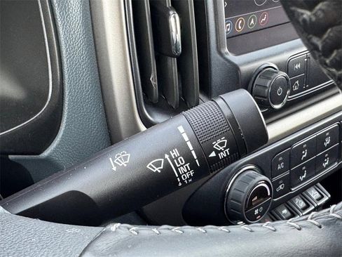 Used 2022 Chevrolet Colorado Z71 w/ Safety Package image 24