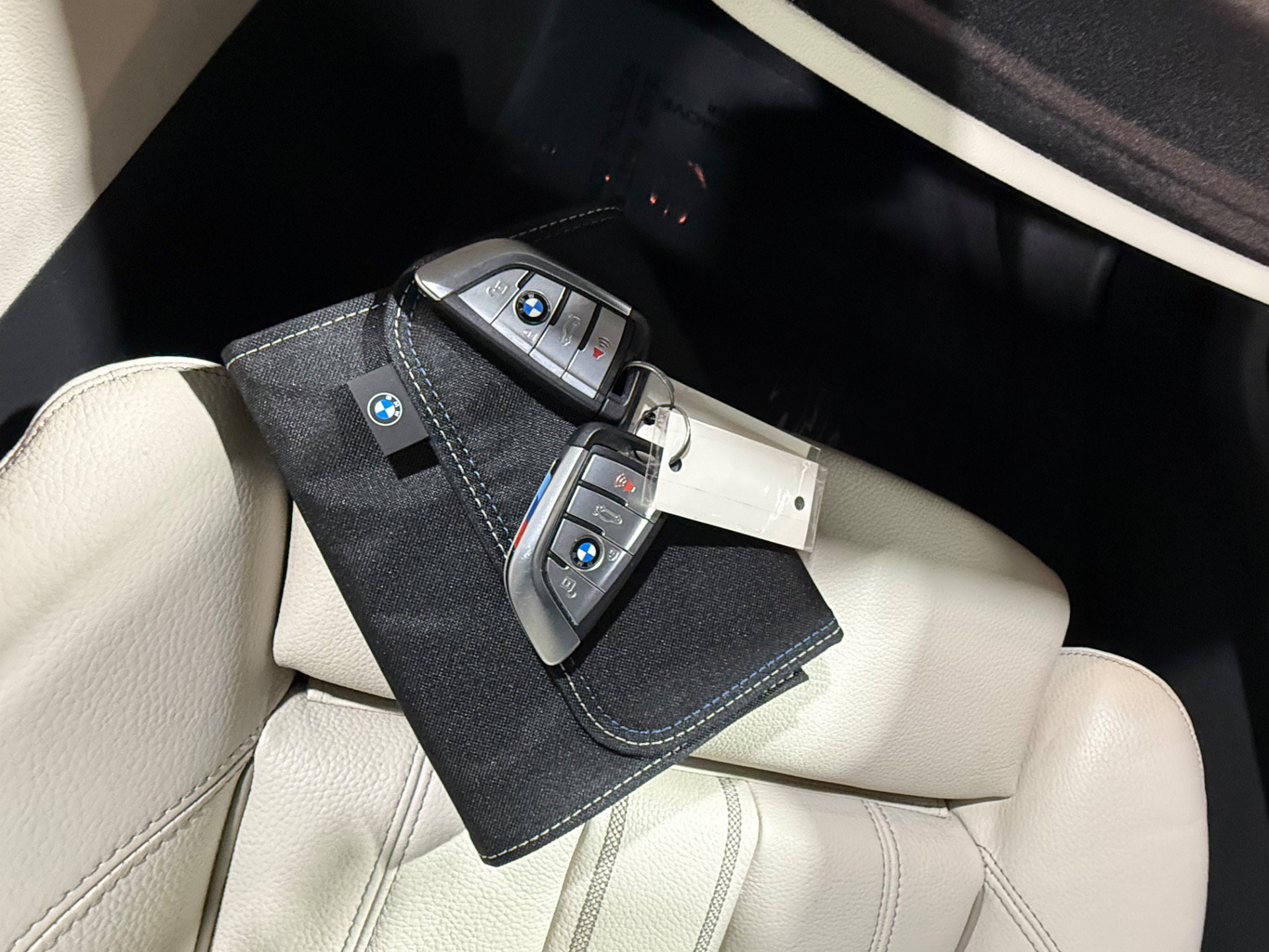 Used 2023 BMW 530i xDrive w/ M Sport Package AWD/4WD image 58