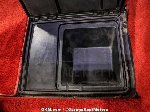 Used 1987 Chevrolet Corvette Coupe image 93