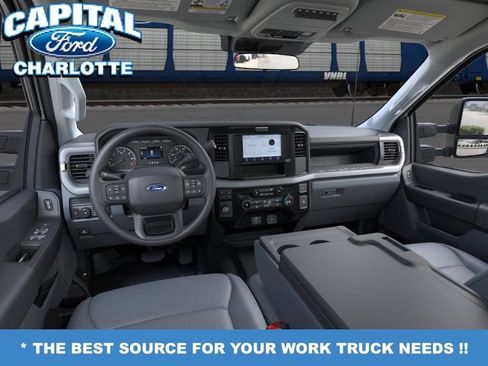 New 2026 Ford F250 XL w/ XL Chrome Package RWD image 9