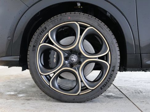 New 2025 Alfa Romeo Tonale AWD/4WD image 45