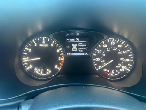 Used 2019 Nissan Pathfinder SL AWD/4WD image 15