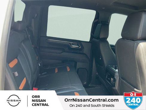 Used 2025 GMC Sierra 2500 AT4 AWD/4WD image 12