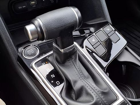 Used 2023 Kia Sportage EX image 23