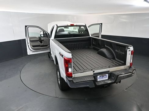 Used 2019 Ford F250 XL w/ STX Appearance Package AWD/4WD image 16