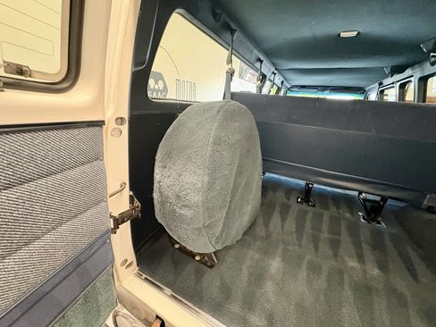 Used 1995 GMC G3500 Rally image 28