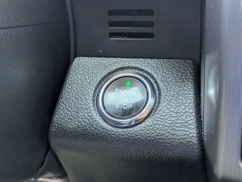 Used 2020 Ford Expedition Platinum image 17