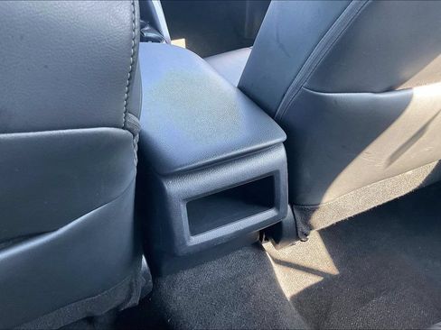 Used 2024 Toyota Camry SE FWD image 10