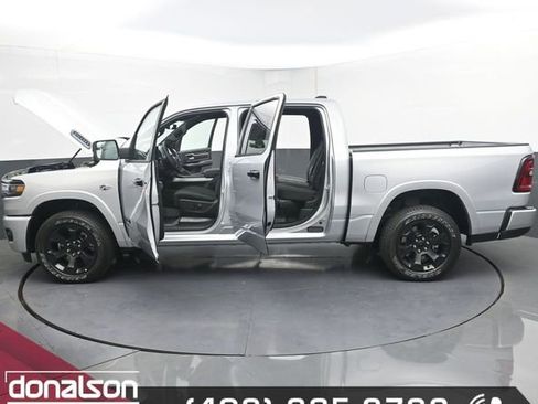 New 2026 RAM 1500 4x4 Crew Cab image 22