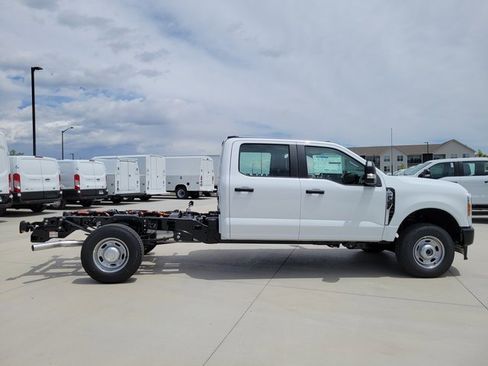New 2025 Ford F250 XL image 2