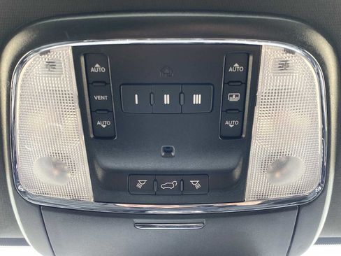 Used 2020 Jeep Grand Cherokee High Altitude image 26