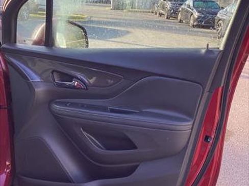 Used 2018 Buick Encore Preferred image 30