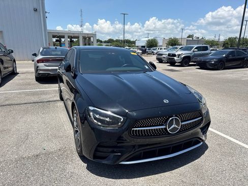 Used 2022 Mercedes-Benz E 450 4MATIC Sedan image 3